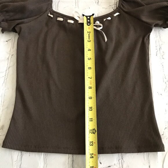 Frankee & Skylarr Brown Ribbed‎ Bow Top Women’s Size Large Puff Short Sleeves - Picture 5 of 7